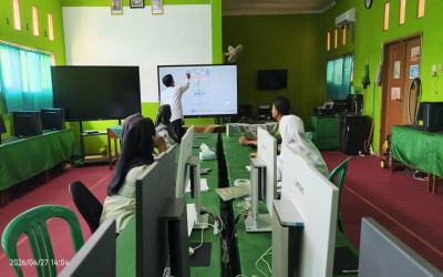 Persiapkan Kegiatan Pelepasan Siswa Kelas IX, Panitia Pawidya MTsN 3 Indramayu Gelar Rapat Perdana